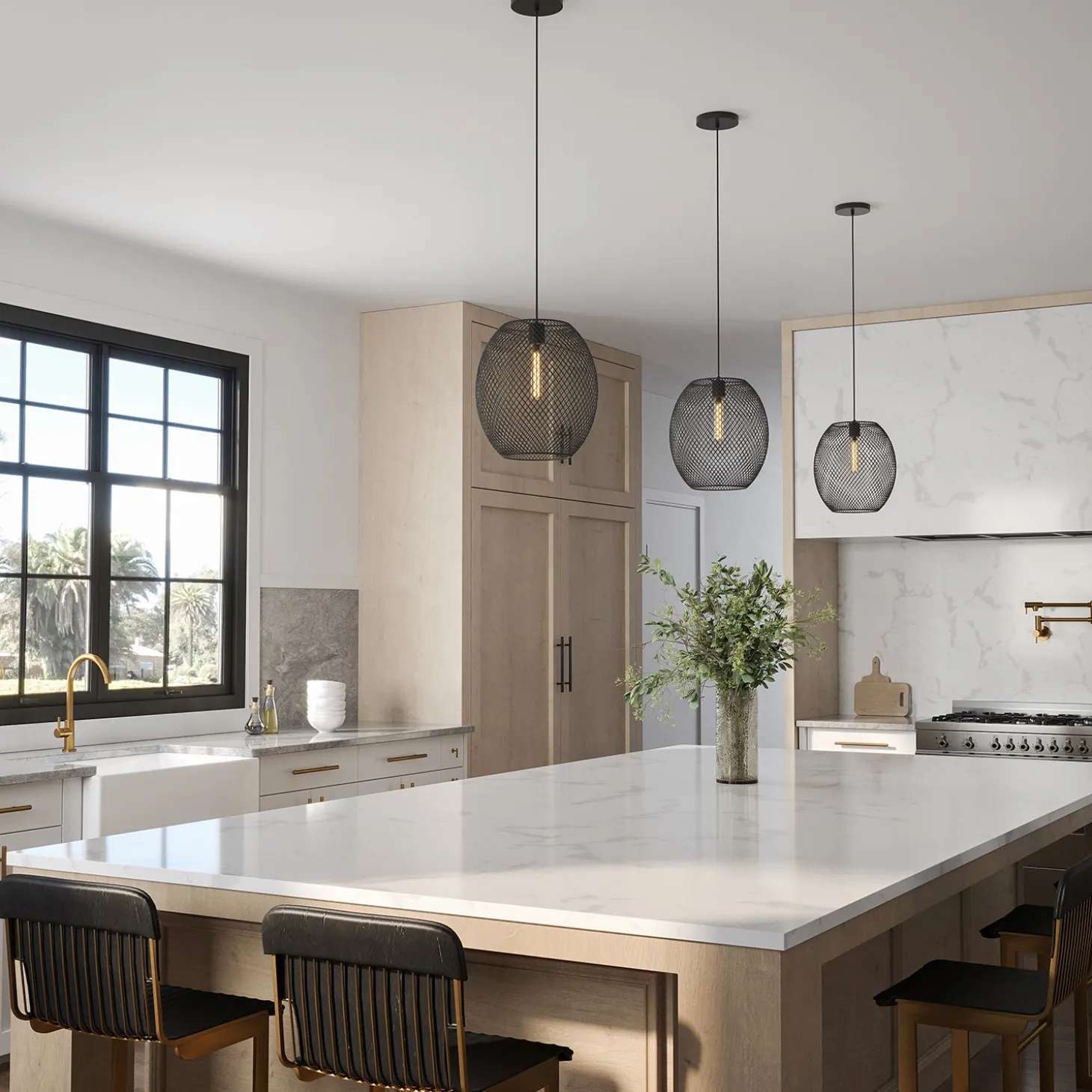 Bergen Oval Pendant, Matte Black